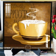 Tranh tách cà phê cappuccino thơm tràn bột trắng