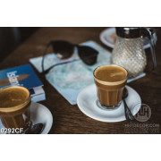 Tranh đất nước Hy Lạp với những ly cà phê frappe'