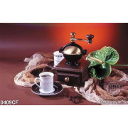 Tranh ly cà phê bên máy xay cà phê trên bàn