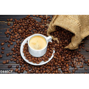 Tranh những hạt cà phê rơi vãi trên tách coppuccino