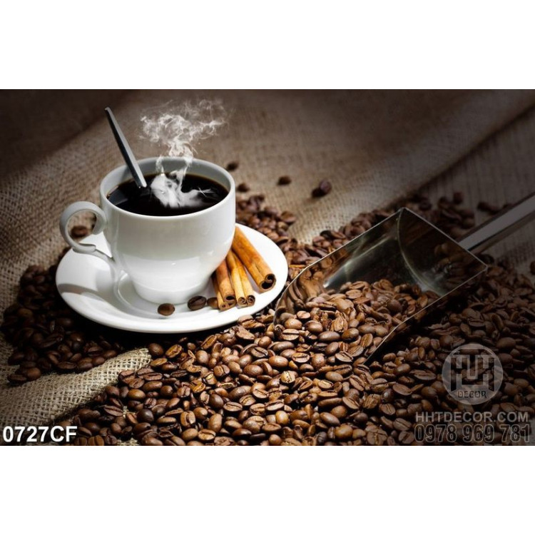 Tranh những hạt cà phê bên tách cà phê nóng