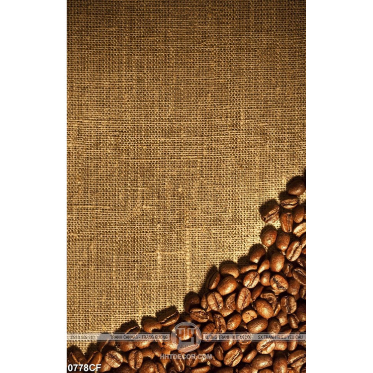 Tranh một góc hạt cà phê trên bàn gỗ