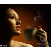 Tranh ly cà phê nóng bên mỹ nữ treo tường