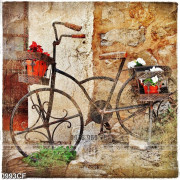 Tranh chiếc xe đạp bên tường cổ trang trí quán cà phê