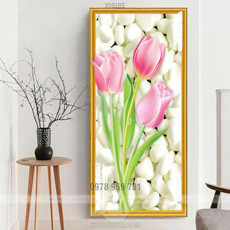 Tranh psd bếp vẽ hoa tulip sắc nét