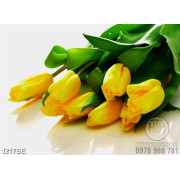 Tranh những bông tulip vàng rực rỡ treo bếp