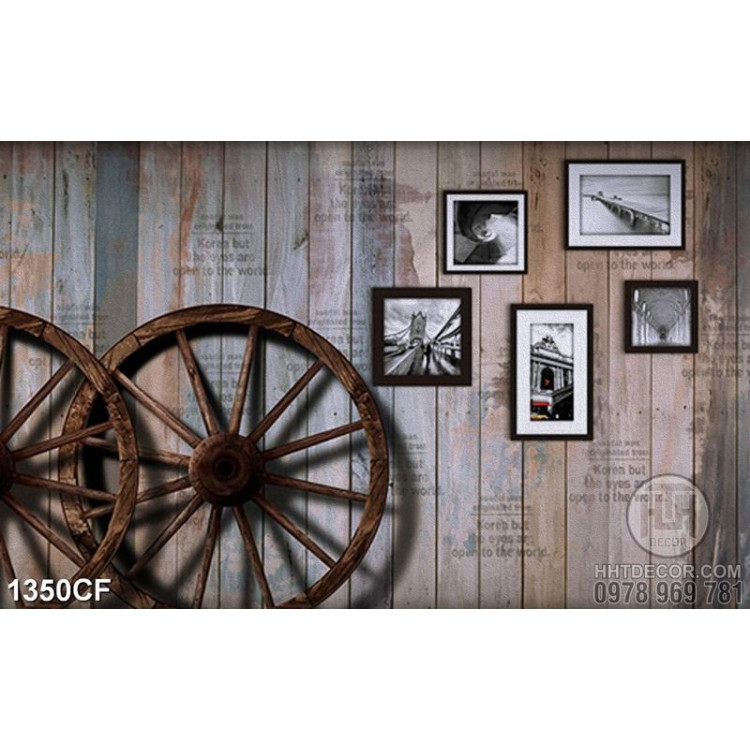 Tranh cà phê in canvas những chiếc bánh xe bên bức tường gỗ