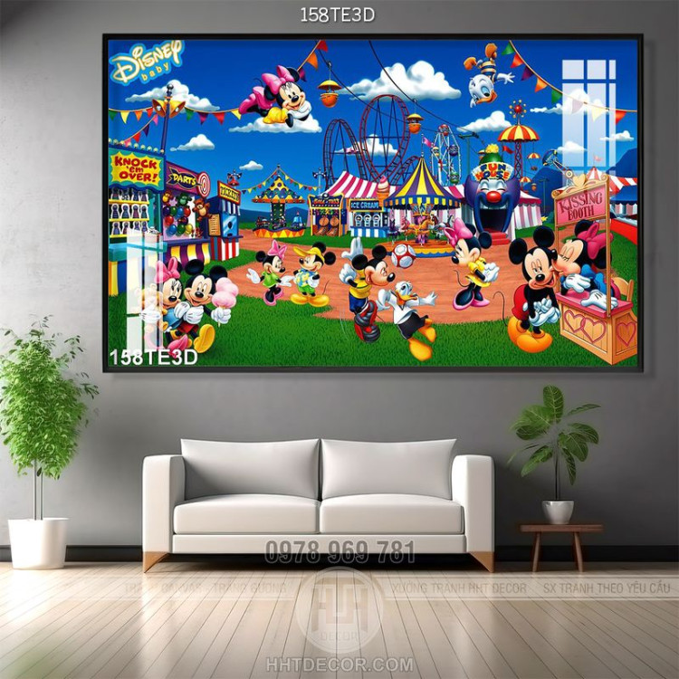 Tranh tường khu vui chơi chuột Mickey