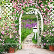 Tranh khung cửa phủ đầy hoa hồng thân leo chất lượng cao