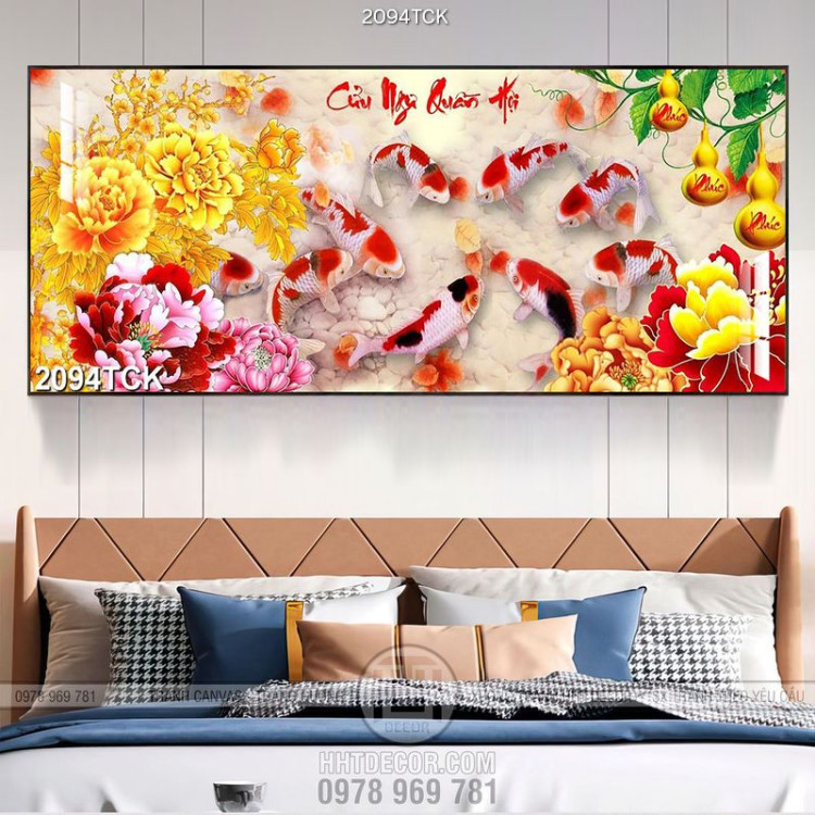 Tranh in canvas đàn cá chép bên bông hoa mẫu đơn đỏ