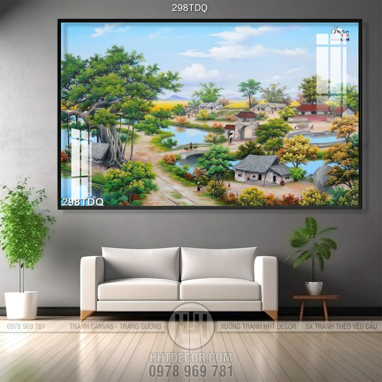 Tranh decor phòng khách phong cảnh làng quê sớm mai in kính