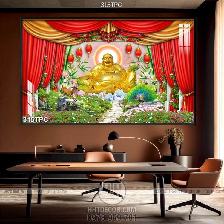 Tranh rèm màn decor trang trí Phật Di Lặc tọa lạc giữa khu rừng