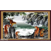 Tranh ngũ hổ bên vách đá trên sông in uv